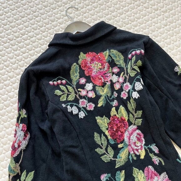 $585 NWT Johnny Was Embroidery Sequin Floral Blazer Size L Sweater Coat - Picture 12 of 14